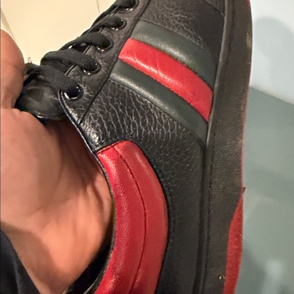 GUCCI Men 8G/ 9 USA Black and Red Men's Sneakers with Box and Duster - Picture 4 of 7